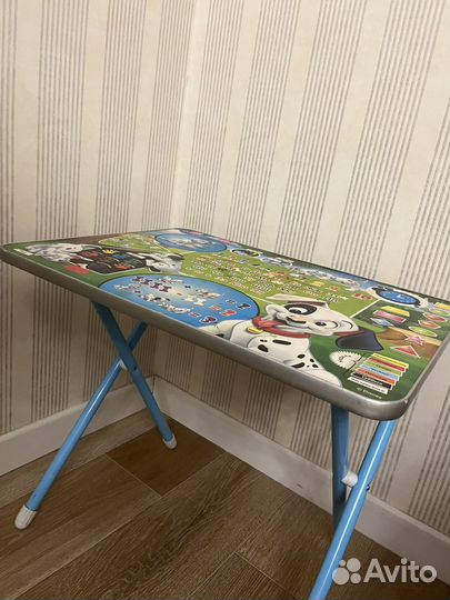 Детский стол