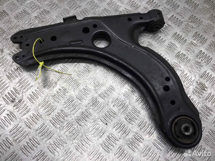 Рычаг передний правый Volkswagen Golf Alh