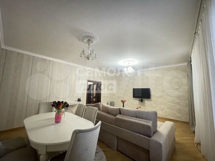 3-к. квартира, 90 м², 4/6 эт.