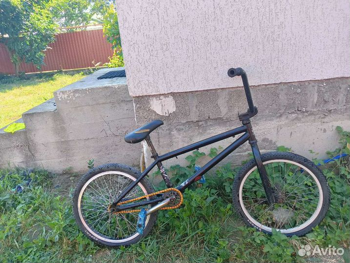 Трюковой велосипед bmx