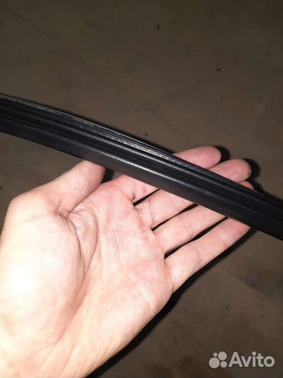 Уплотнитель двери lacetti