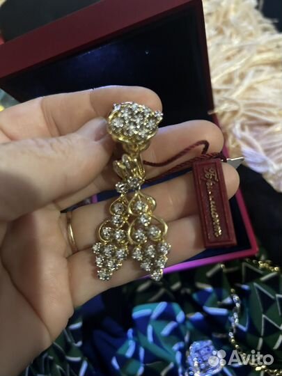 Висячие серьги бриллиант