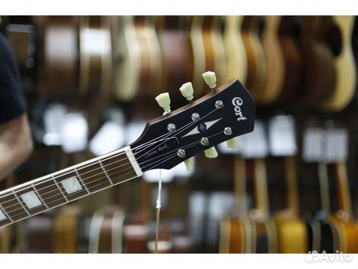 Cort CR300-ATB санберст электрогитара