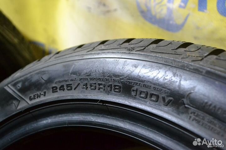 Goodyear UltraGrip Performance 245/45 R18