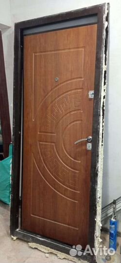 Дверь входная