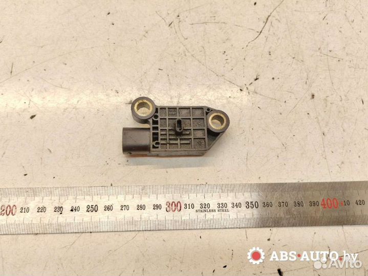 Датчик удара Peugeot 607