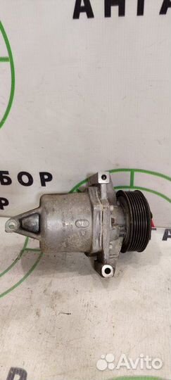 Компрессор кондиционера Nissan Juke F15E HR16DE