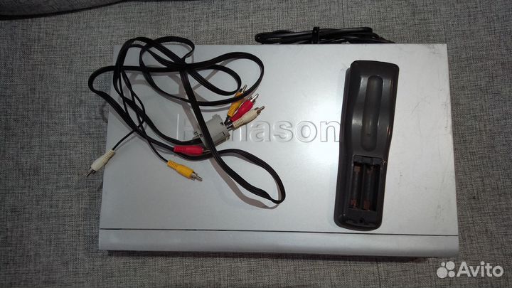 Видеомагнитофон NV- FJ730