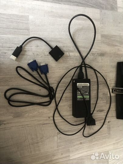 Монитор LG 22 дюйма 60гц