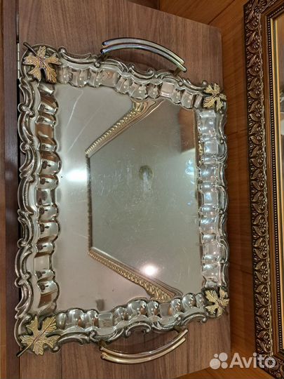 Поднос металлический с ручками