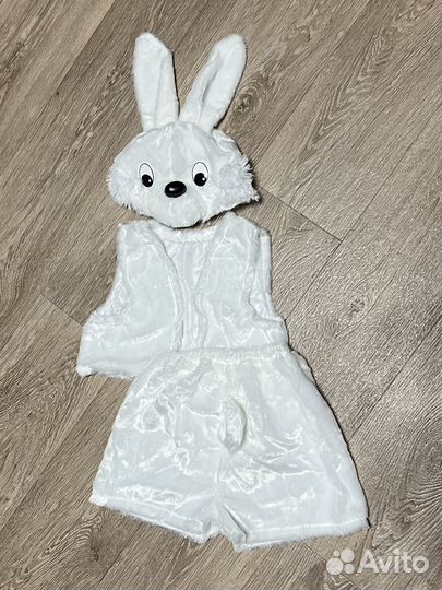 Костюм зайчика 3-4 года