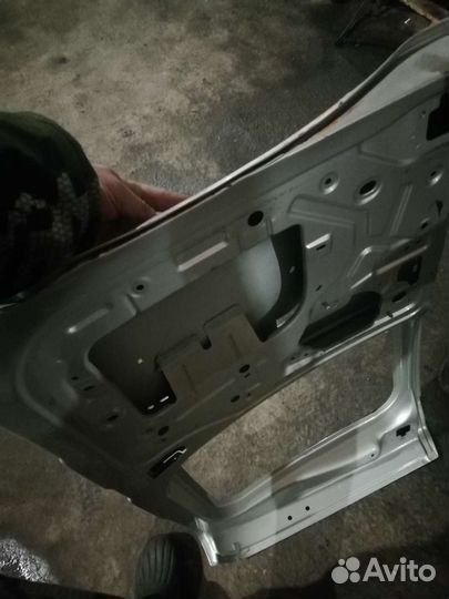 Продам дверь богажника лада ларгус левая