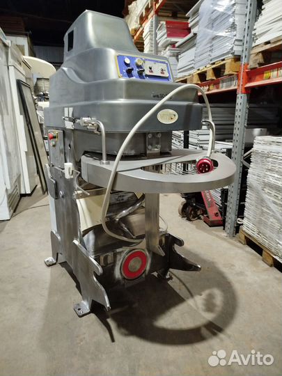 Тестомес VMI MAG 80 RB с подкатной дежой