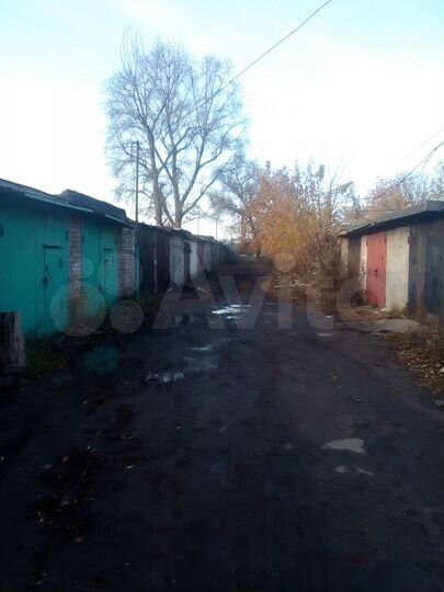 Гараж, > 30 м²