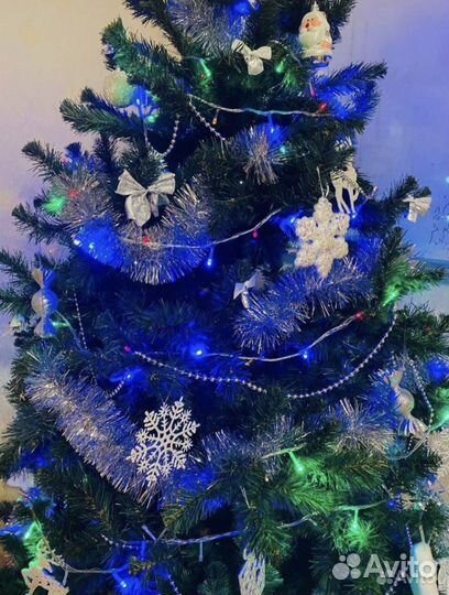 Елка с игрушками бу