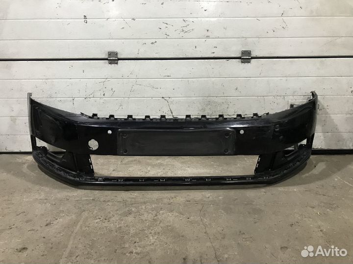 Бампер передний Volkswagen Passat B7