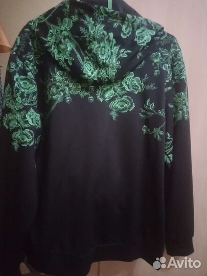 Костюм спортивный женский