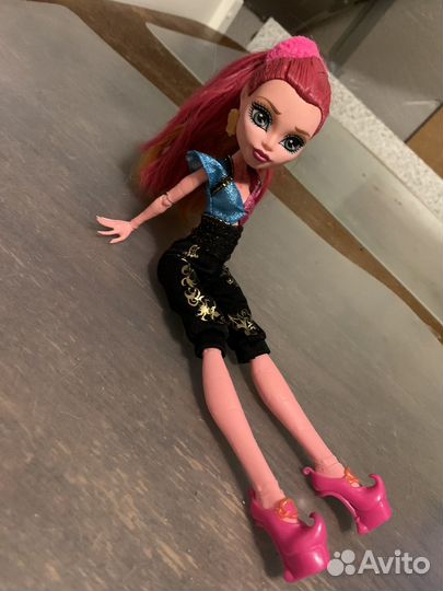 Кукла monster high