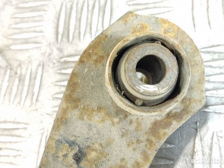 Рычаг задний верхний правый Vortex Vortex estina