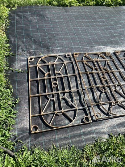 Решетки на окна металлические