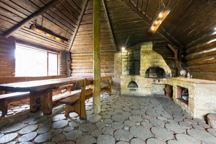 Коттедж 550 м² на участке 13 сот.