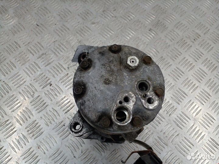 Компрессор кондиционера для Volkswagen Caddy 3