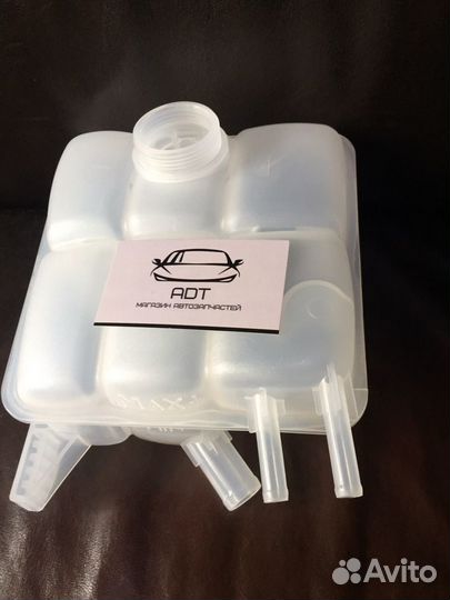 Бачок расширительный Mazda 3 BK / BL Ford Focus 2