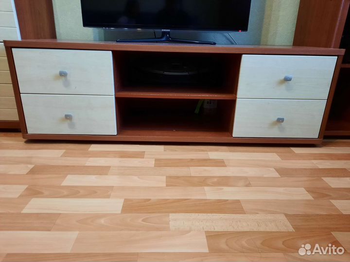 Тумба под телевизор бу Столплит