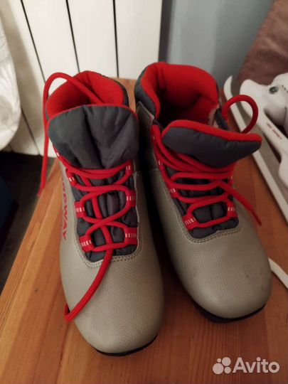 Лыжные ботинки 34