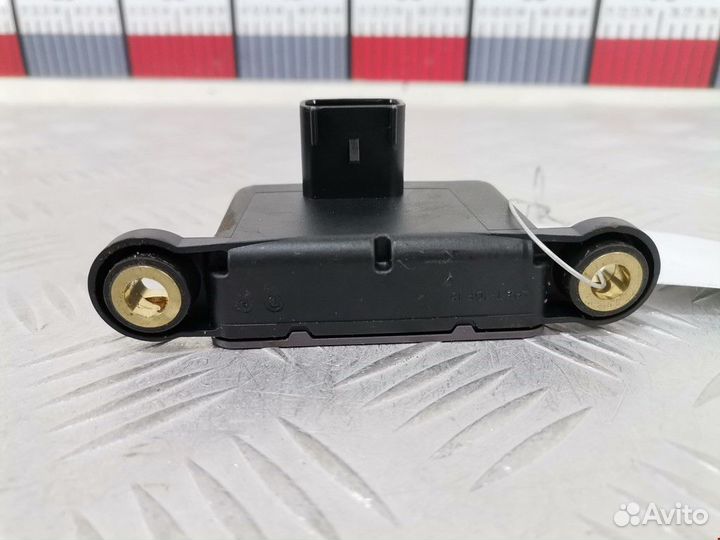 Датчик ускорения Opel Insignia (A) 2010 13505726