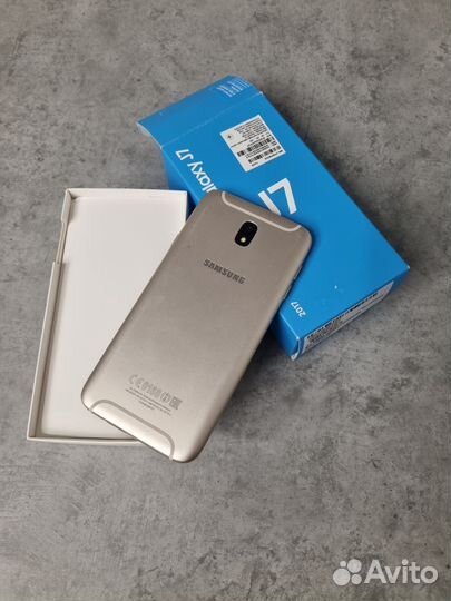 Samsung Galaxy J7 (2017), 3/16 ГБ