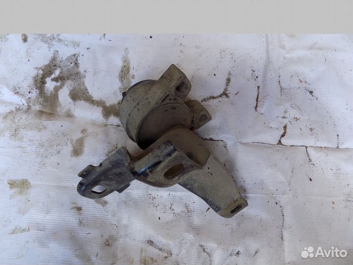 Кронштейн двигателя правый Focus I 1998-2004