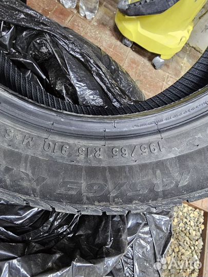 Pirelli Ice Asimmetrico Plus 195/65 R15