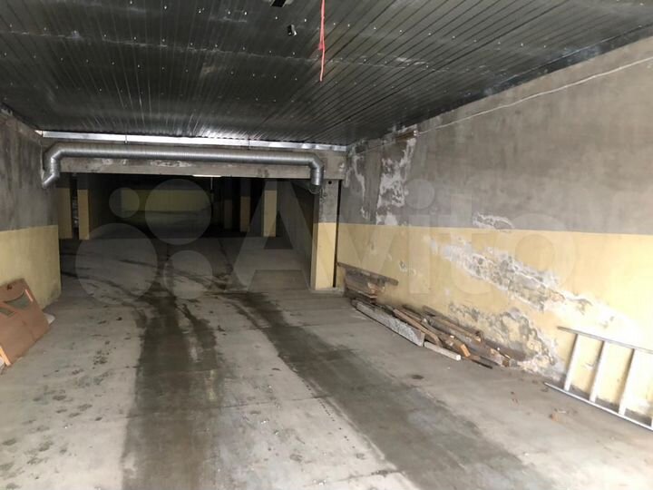 Машиноместо, 18 м²