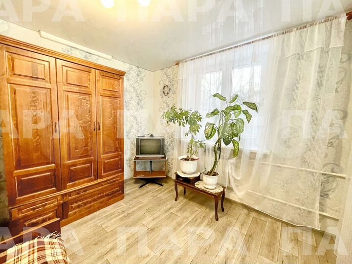 3-к. квартира, 65 м², 1/2 эт.