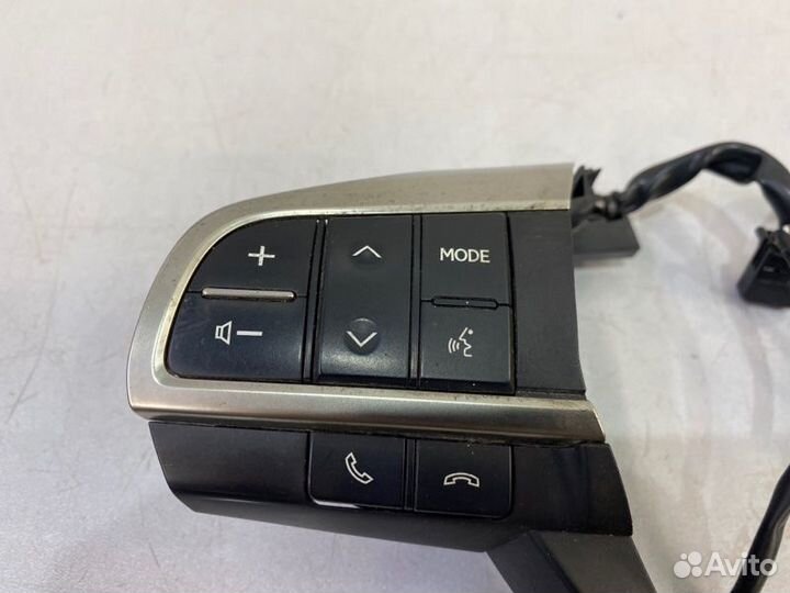Кнопки в руль Lexus Lx450D 3 2017
