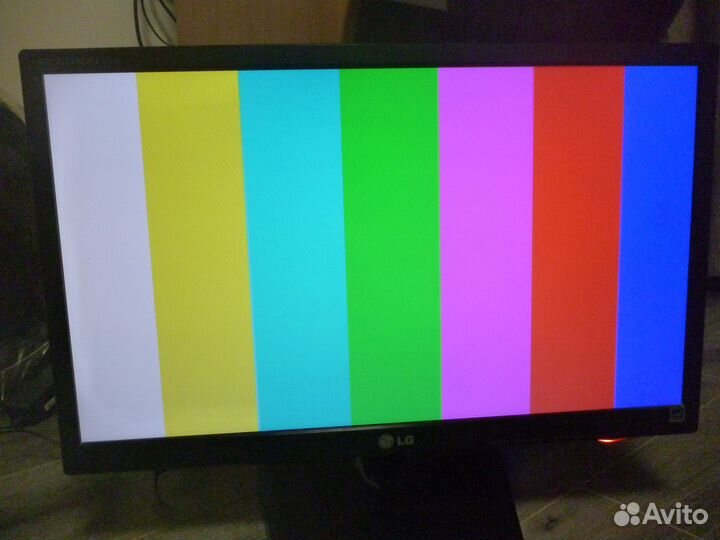 Монитор LG Flatron E2242C - BN 21.5