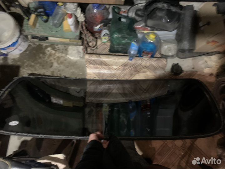 Заднее стекло nissan cefiro, maxima a32