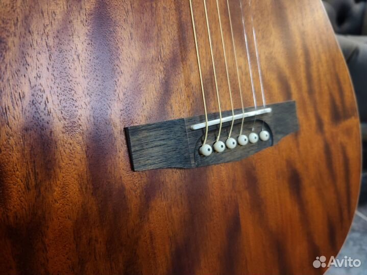 Акустическая Гитара 4/4 + Чехол (махагони)