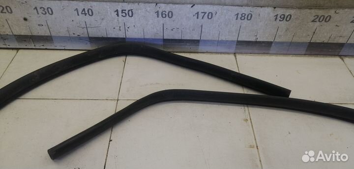 Уплотнитель (внутри) Focus II 2005-2008