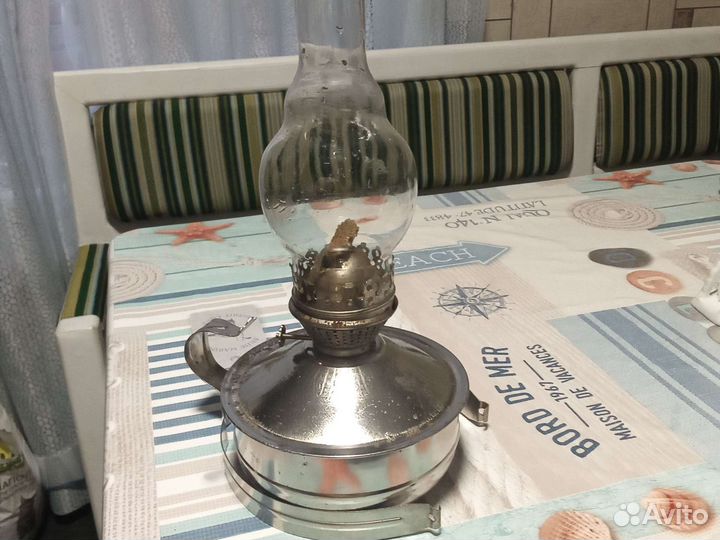 Керосиновая лампа