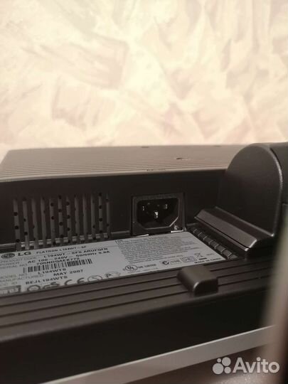 Монитор LG flatron L194wt-sf (диагональ 19)