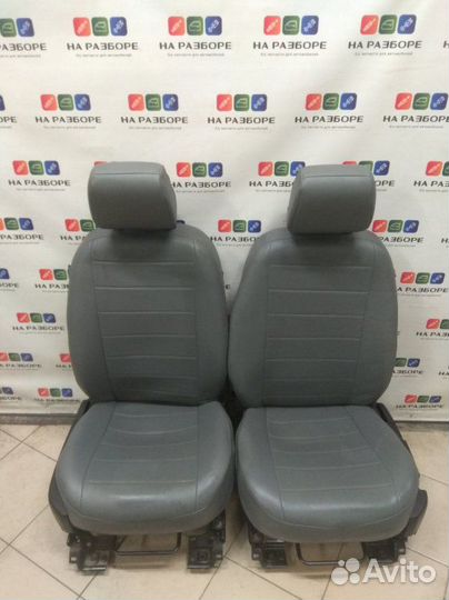 Комплект сидений Land Rover Freelander 2 L359 2.2