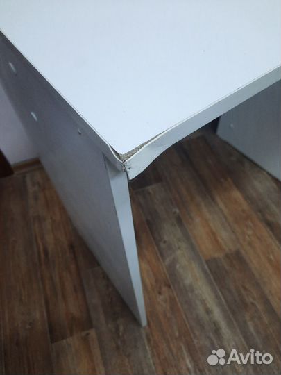 Стол для маникюра бу