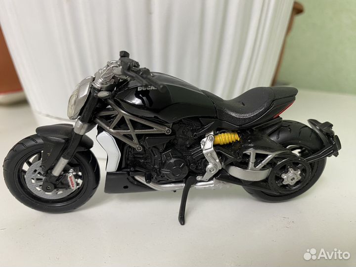 Модель мотоцикла Дукати