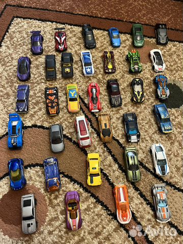 Hot wheels машинки