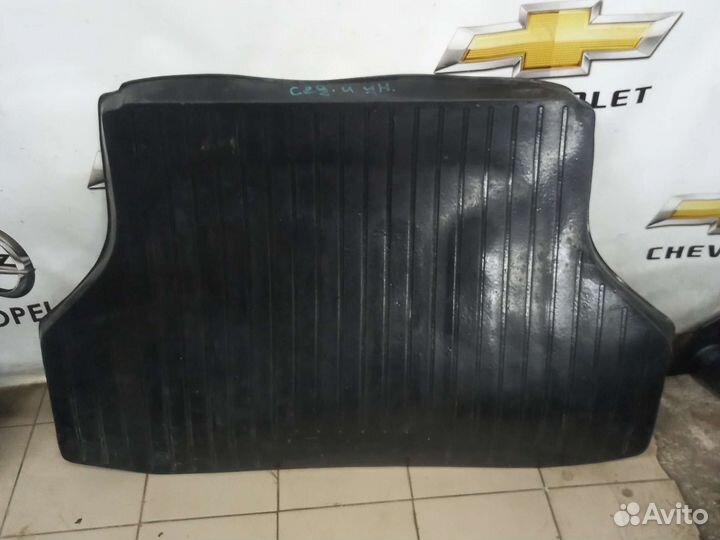 Коврик багажника Шевроле Лачетти Седан Дэу джентра