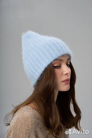 Шапка женская из ангоры черная,белая и другие