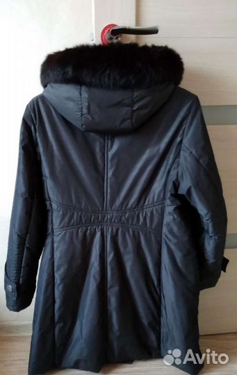 Пуховик зимний женский 46 48