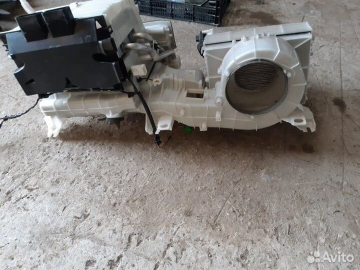 Корпус печки в сборе Suzuki Grand Vitara 2.0 J20A